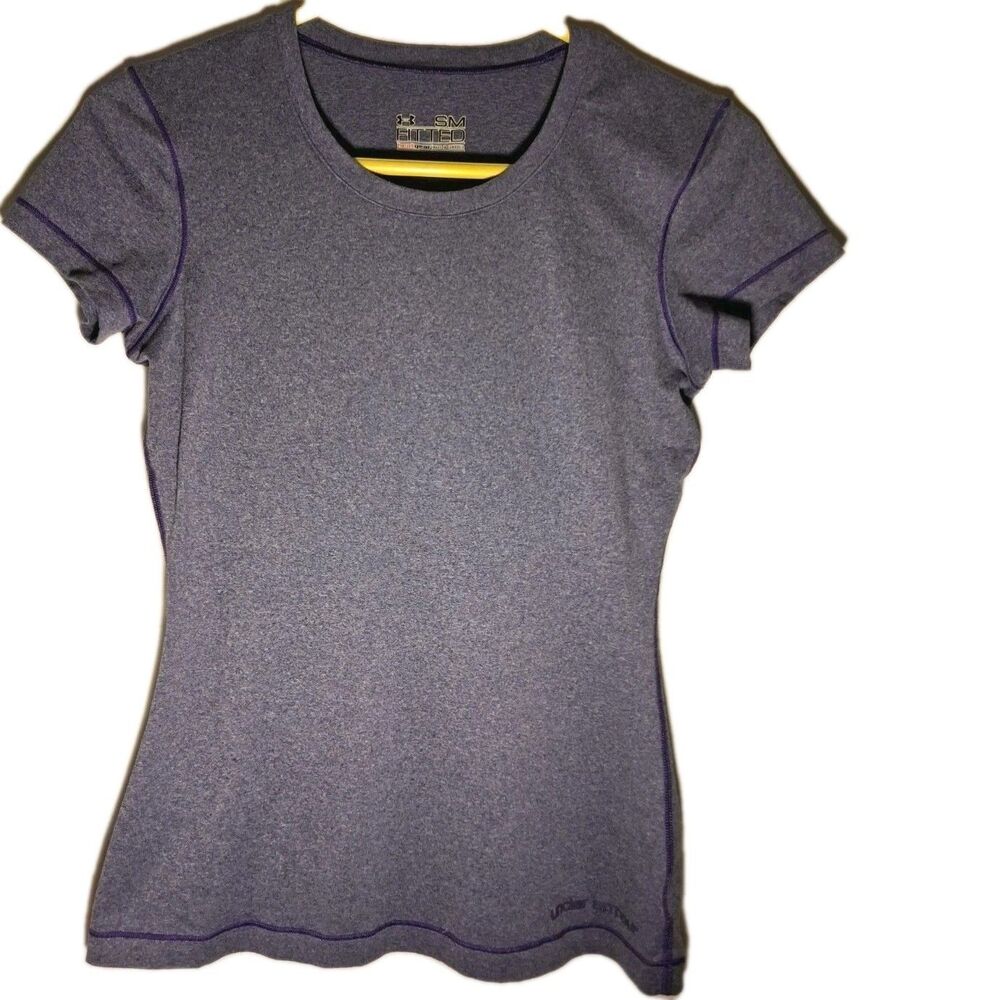 Under Armour Fitted Heat-Gear Active Shirt Women’s Purple Size SMALL